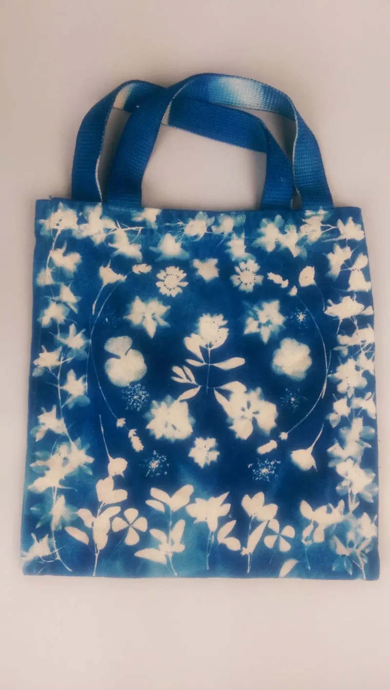 22" x 22" White Cotton Cyanotype Bandanas - Image 4